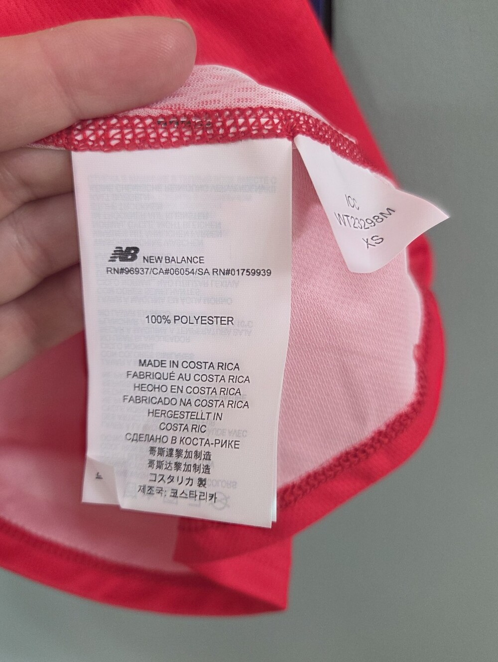 New Balance New NYC 2022 TCS Marathon Red Tank Womens XS Running Athletic - Picture 9 of 12